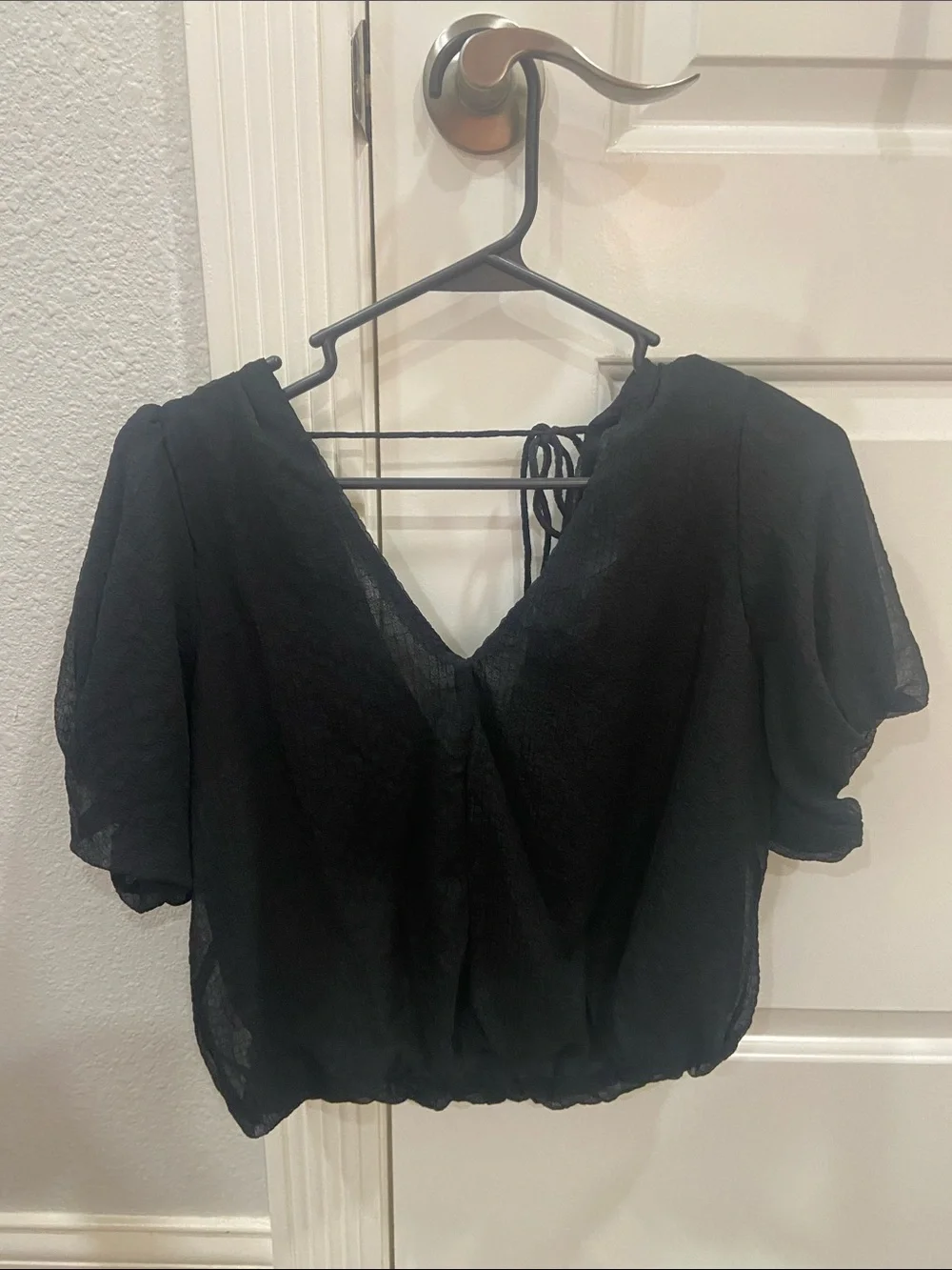 Astr Black V-Neck Short Puff Sleeve Blouse